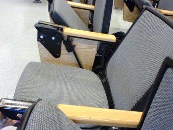 Stol i skolsal 2